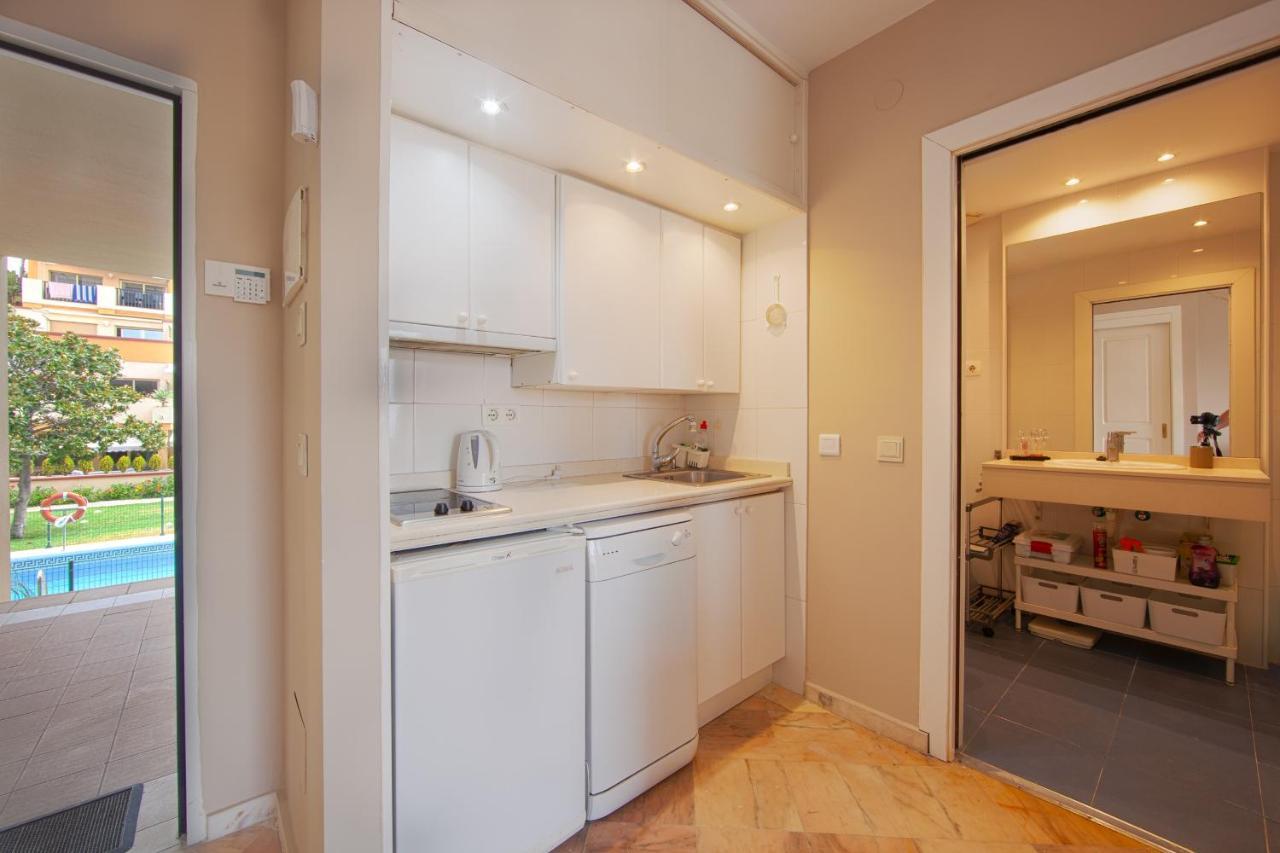 Romana Playa 637 Apartment Marbella Bagian luar foto